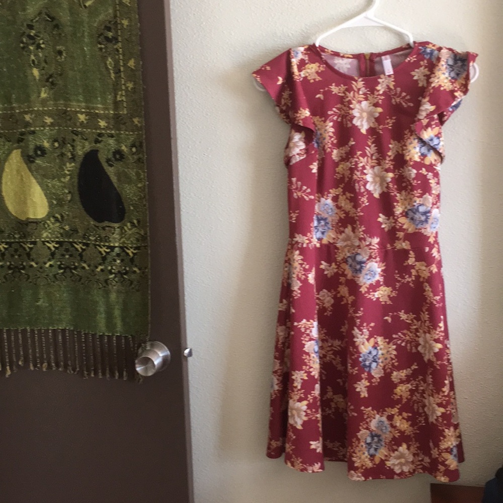 Dress - Picture 4 of 4